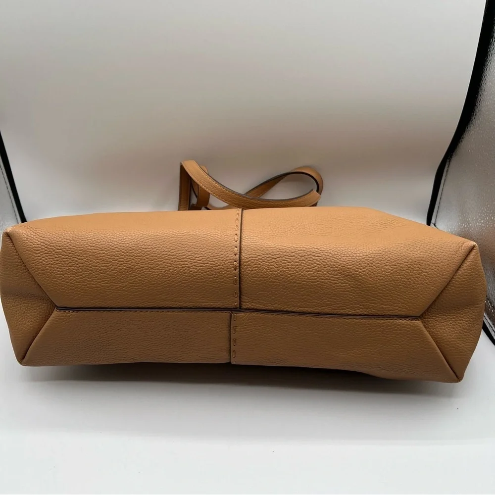 Tory Burch All Leather Large McGraw Tote